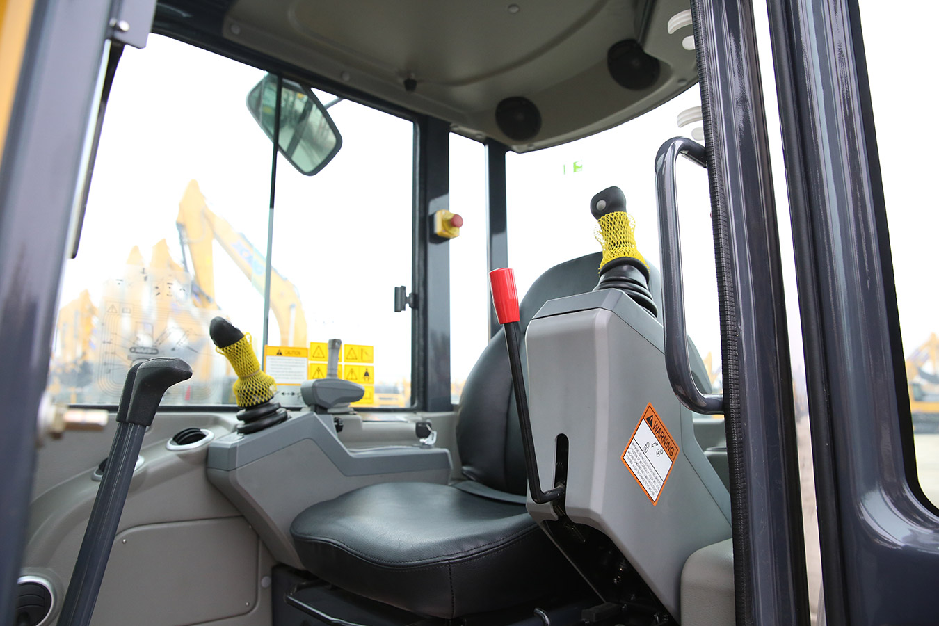XCMG XE35E Excavator(pic8)