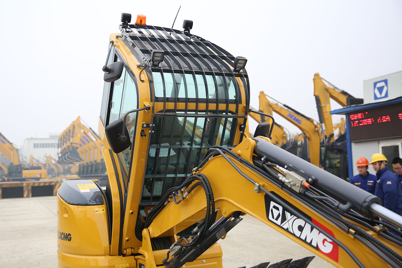 XCMG XE35E Excavator(pic9)