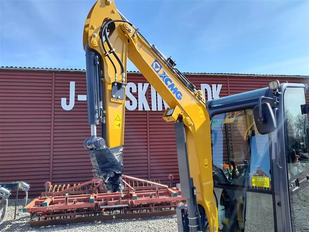XCMG XE27E Excavator(pic7)