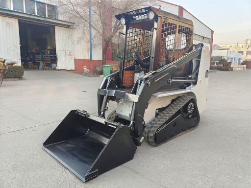 TS25 Skid Steer Loader
